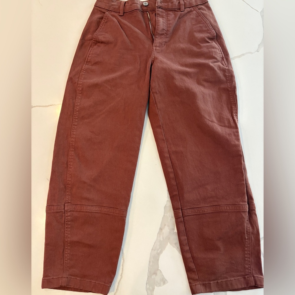 Everlane Utility Barrel Pant, Rosewood color, size 6 Reg.